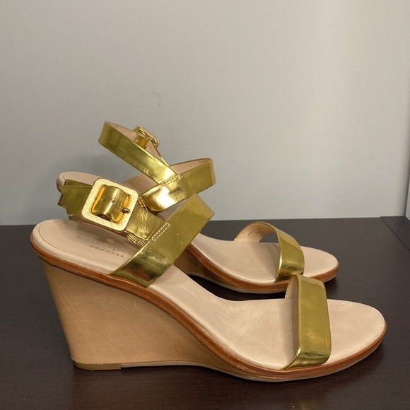 Kate Spade Wedges Sz 10 Gold Heels Metallic Sandals Party Shoes Strappy NEW - Picture 6 of 13